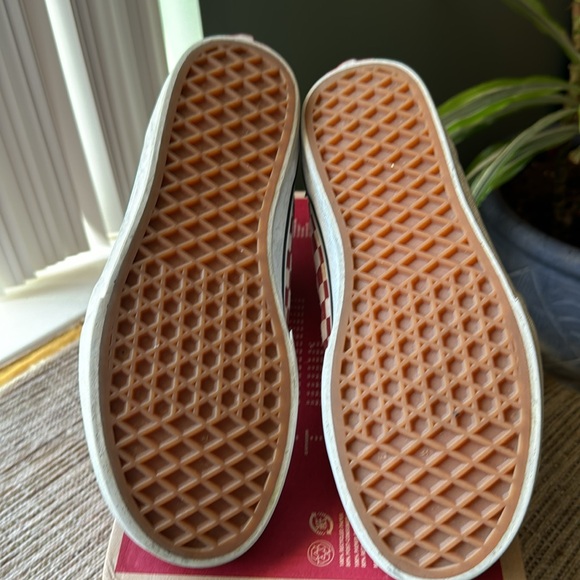 Vans Ward Hi Checkerboard Sneakers - Picture 4 of 4